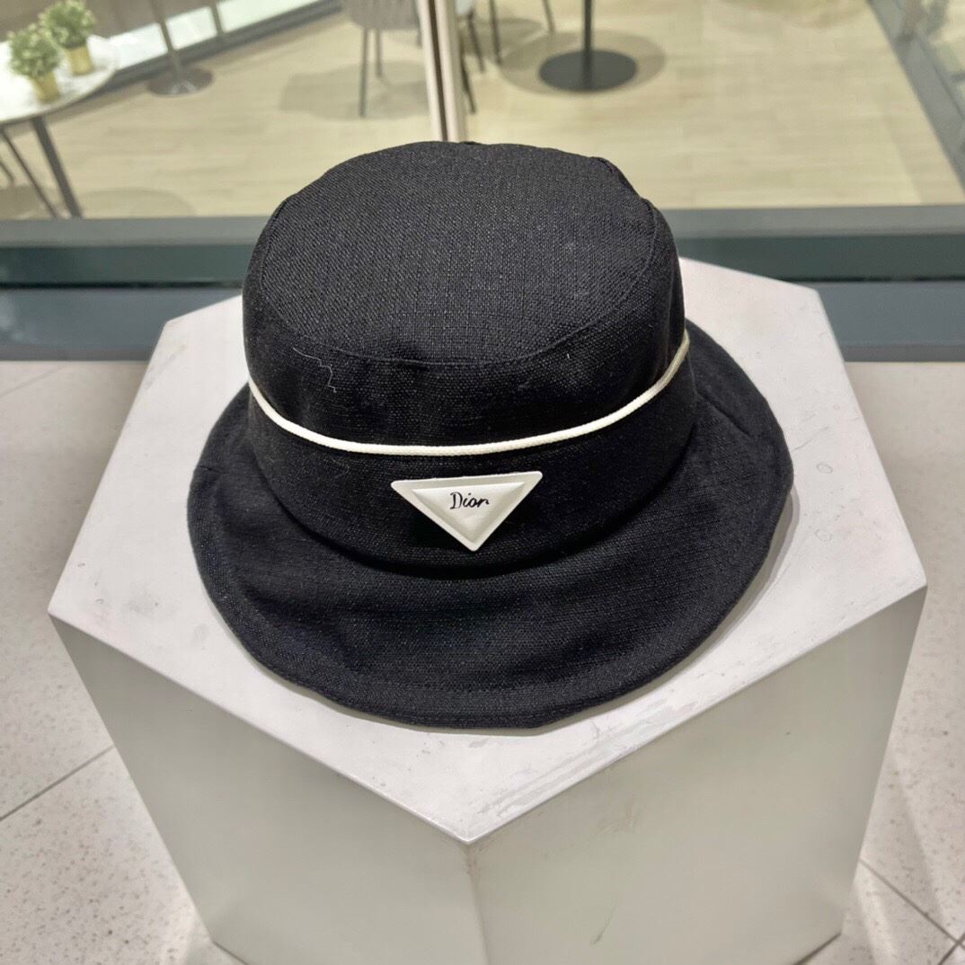 Christian Dior Caps